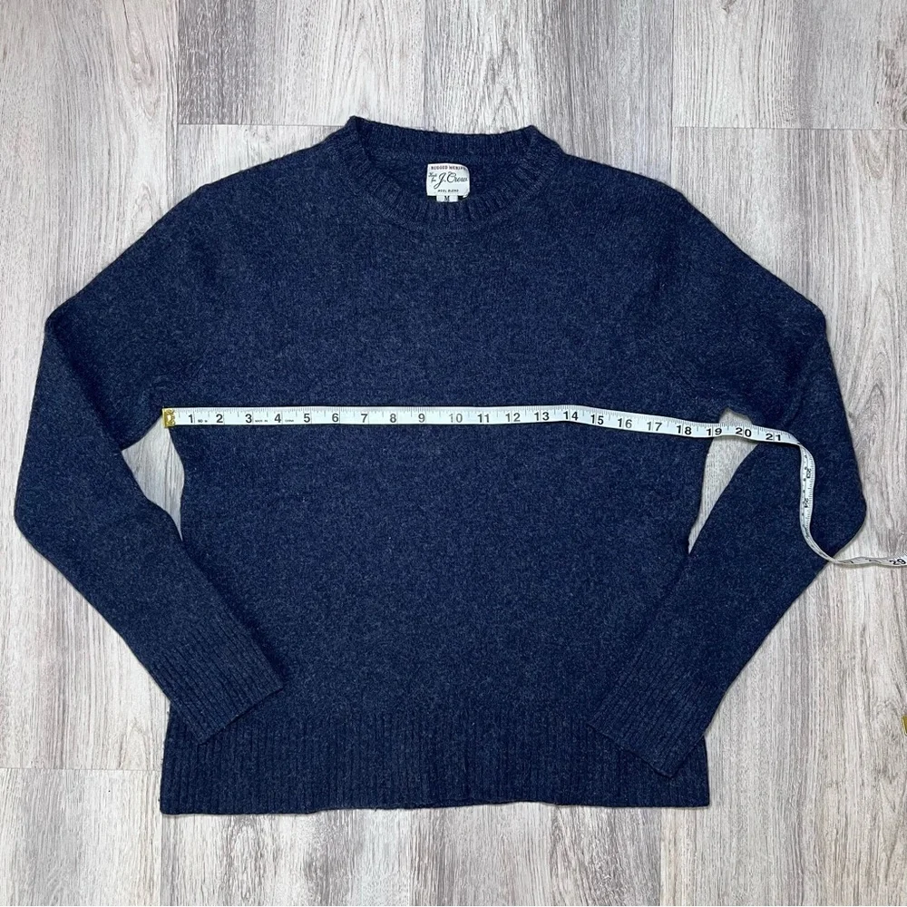 J.Crew Women’s Blue Sweater‎ Size Medium